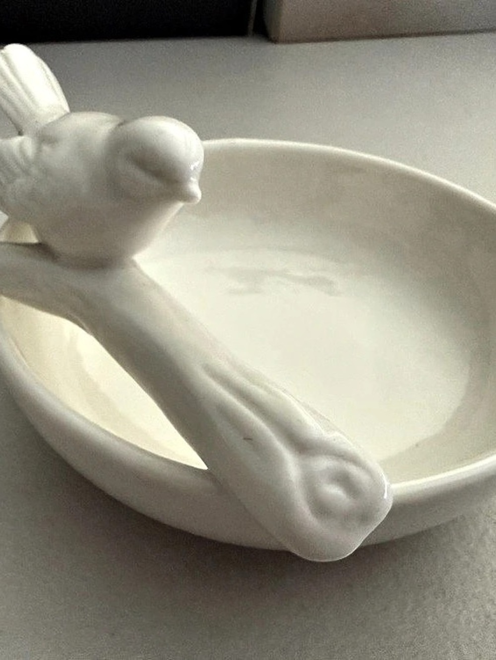 EUC White Bird Dish Decor bowl